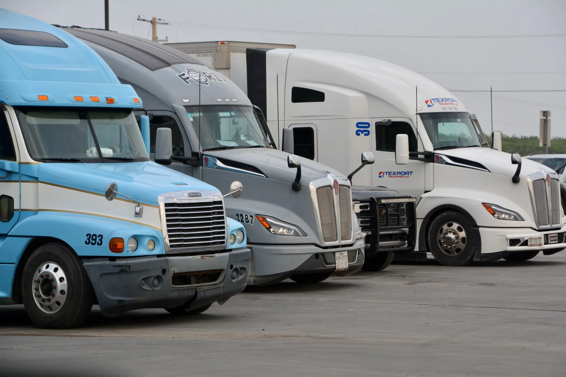 Trucking equipment